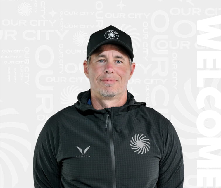 Coach Rick Alvernaz