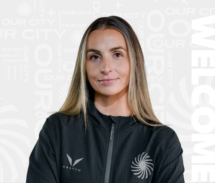 Coach Lauren Hier